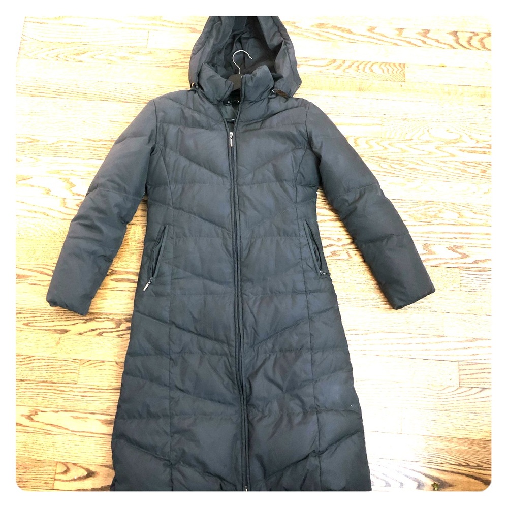 Steve by Searle long slimming winter coat.